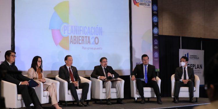 Desarrollan jornadas sobre Planificación Abierta 2023