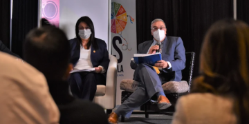 Ministro destaca avances en mejoramiento de servicios de salud.