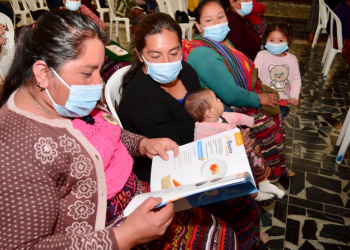 Presentan recetario para buena alimentación de niños y niñas en Sacatepéquez