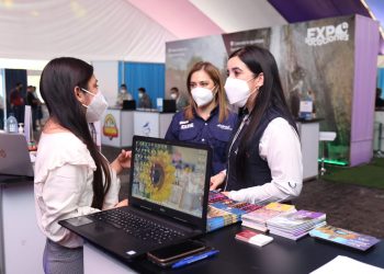Feria ExpoVacaciones, en Ciudad Cayalá promueve el turismo interno.