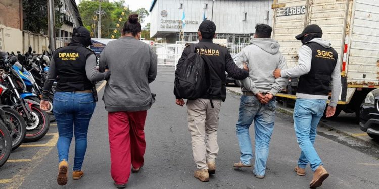 Presidente destaca avances en desarticulación de estructuras criminales