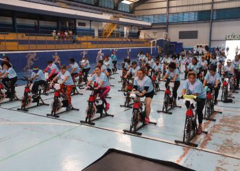 Fomentan actividad en bicicleta