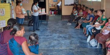 Madres de familia de Santa Cruz Barillas se instruyen para prevenir la desnutrición