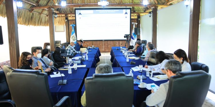 Conforman mesa técnica de reserva estratégica de granos básicos