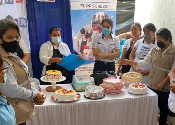 Mineduc evalúa competencias laborales de vecinas de El Progreso