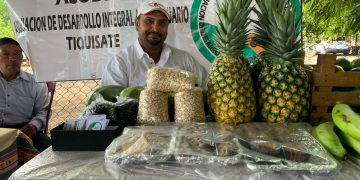 Ferias de alimentación escolar impulsan a productores locales