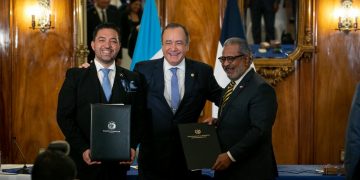 Guatemala y República Dominicana firman Acuerdo de Servicios Aéreos