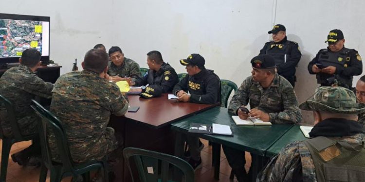 PNC y Ejército discuten estrategias para garantizar seguridad durante estado de sitio