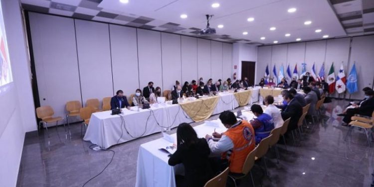 Presentan estrategia para abordar integralmente movilidad humana