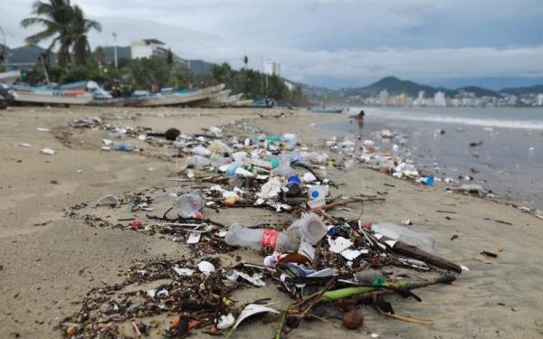 Contaminación del océano Pacífico mexicano