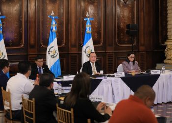 Presidente lidera la tercera reunión del Conadur.