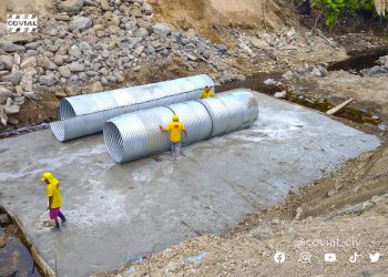 Coordinan acciones para rehabilitar paso en puente Petapilla