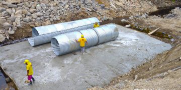 Coordinan acciones para rehabilitar paso en puente Petapilla