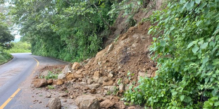 Discuten acciones de coordinación para recuperar red vial del país
