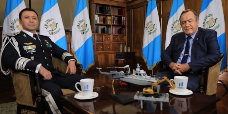 Presidente anuncia dignificación para soldados del Ejército