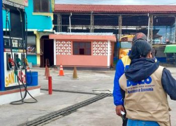 Diaco y MEM verifican cumplimiento de apoyo social a consumidores de combustibles