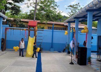 Remozamiento de centro educativo beneficia a niñez de Estanzuela