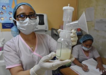 Habilitarán cuatro salas de extracción de leche materna