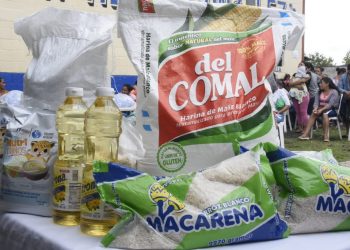 Más de mil 700 familias se benefician con raciones de alimentos