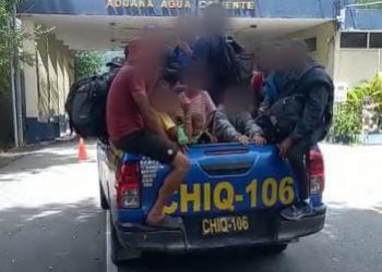 Remiten a Migración a 53 extranjeros que incumplieron protocolos guatemaltecos