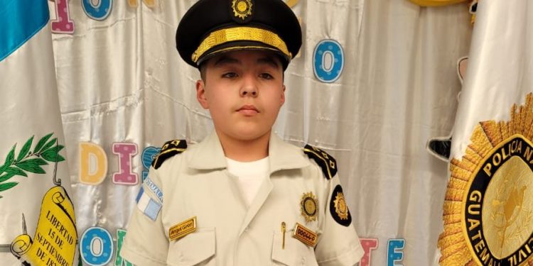 Niño comisario de Sololá representará al distrito noroccidente