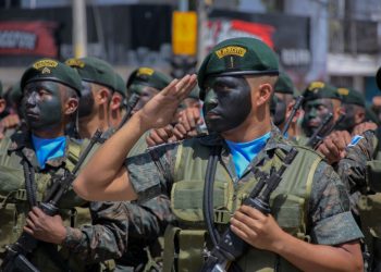 Militares destacados en Baja Verapaz celebran Día del Ejército