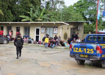 trasladan a migrantes al IGM