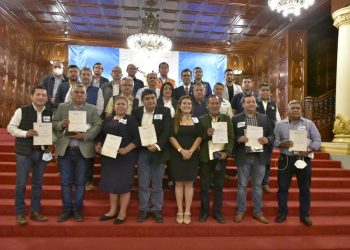 Dan seguimiento a 74 compromisos para Retalhuleu