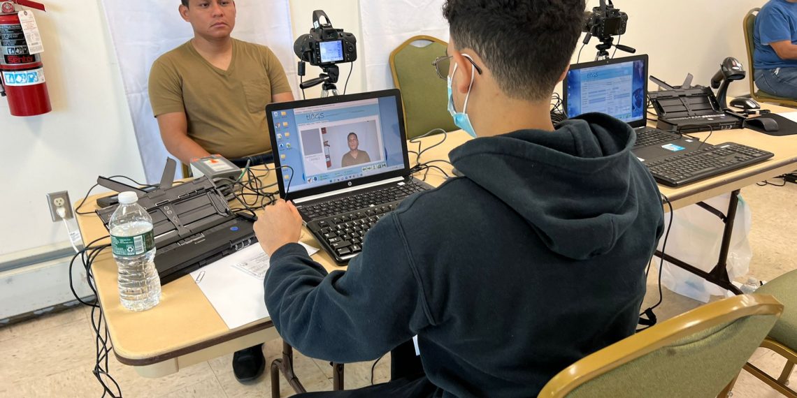 Consulados Móviles acercan atención a guatemaltecos en Estados Unidos