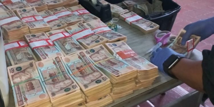 La PNC logró la captura de tres personas.