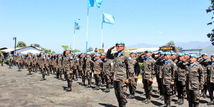 Presidente Giammattei saluda al Ejército de Guatemala en su día