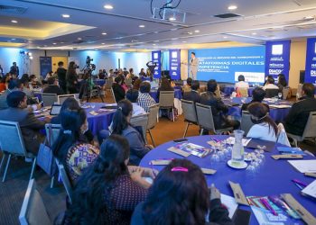 Realizan foro para fortalecer competitividad del país