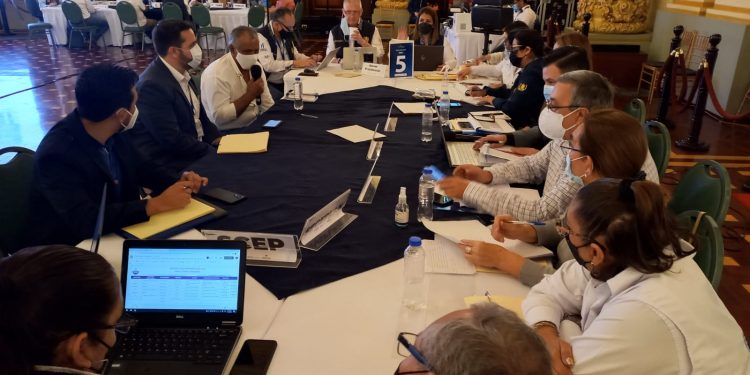 Autoridades locales de Escuintla dan seguimiento a compromisos presidenciales