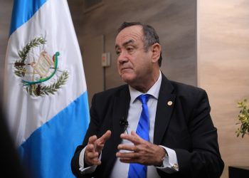 Presidente: “La vida se protege desde su concepción”