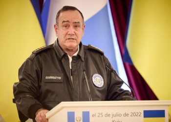 Gobernante Giammattei: “Debemos unirnos contra toda expresión de guerra”