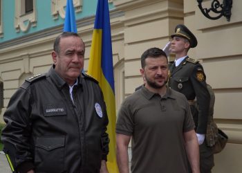 Mandatario se solidariza con el pueblo ucraniano