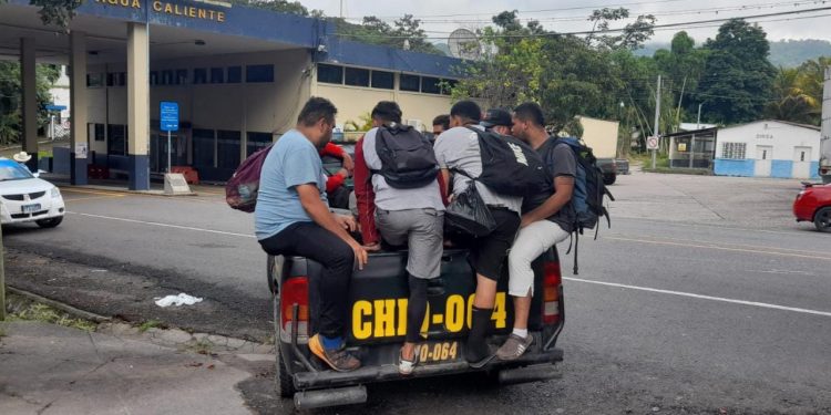 Localizan a 21 migrantes que ingresaron al país de manera irregular