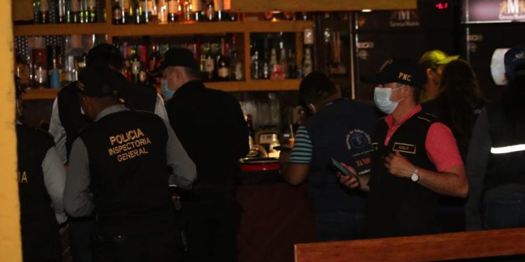 Operativos multisectoriales permiten localizar a 12 menores en expendios de licor