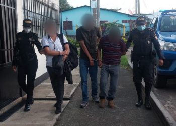 Capturan a 3 personas señaladas de coyotaje