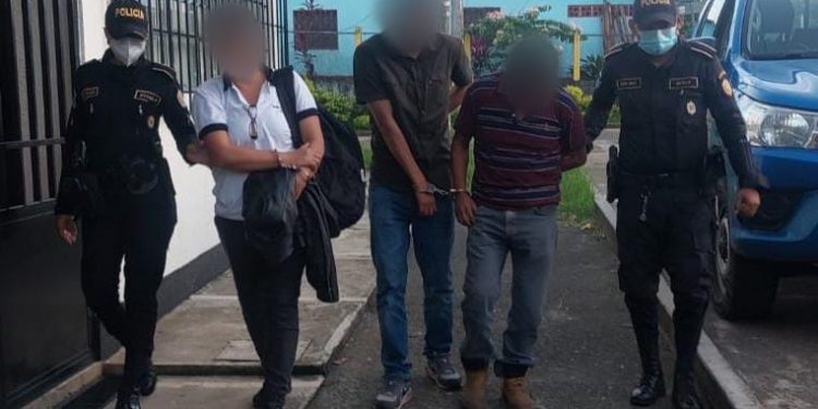 Capturan a 3 personas señaladas de coyotaje