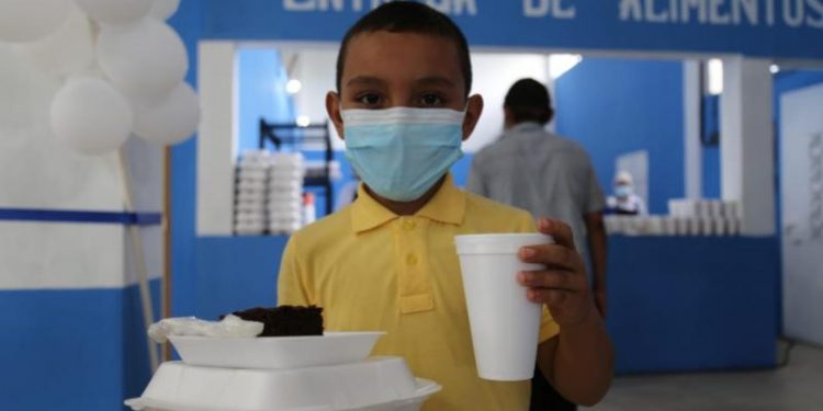 Gobierno impulsará programa Comedores Comunitarios 2022