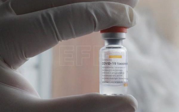 Brasil comenzará a vacunar contra COVID-19 a los niños de entre 3 y 5 años