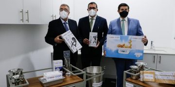 Otorgan donación para fortalecer atención a migrantes