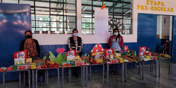 El programa hogares comunitarios inició con la sexta entrega de alimentos a niños del CADI.