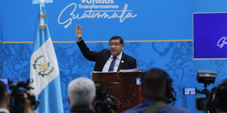 El titular de la SCEP en conferencia de prensa Álvaro Diaz