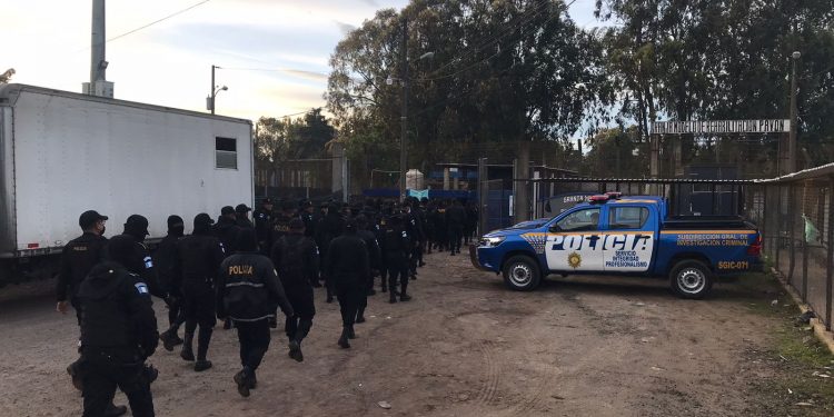 Fuerzas de seguridad efectúan operativos en diversos sectores del país