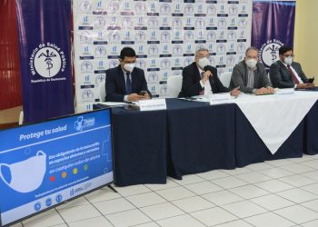 Anuncian uso obligatorio de mascarilla en ambientes abiertos y cerrados en todo el país