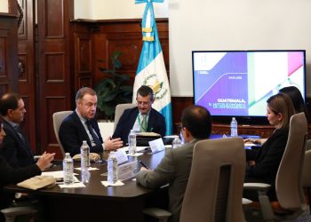 Presentan oportunidades de invertir en Guatemala