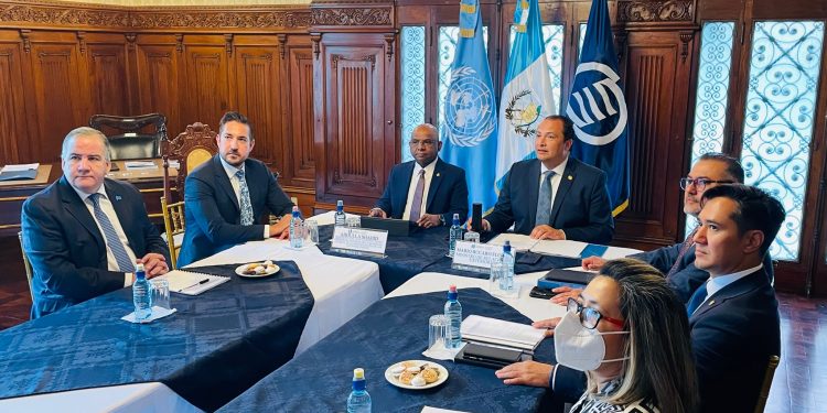 Canciller recibe al Presidente de la Asamblea General de las Naciones Unidas