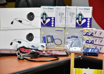 Servicios de Salud dañados por Eta y Iota son equipados